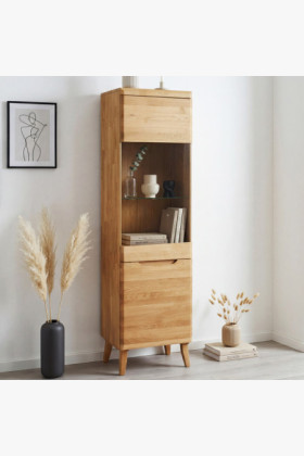 Vitrine aus massivem Eichenholz auf Beinen, Praha Typ 10