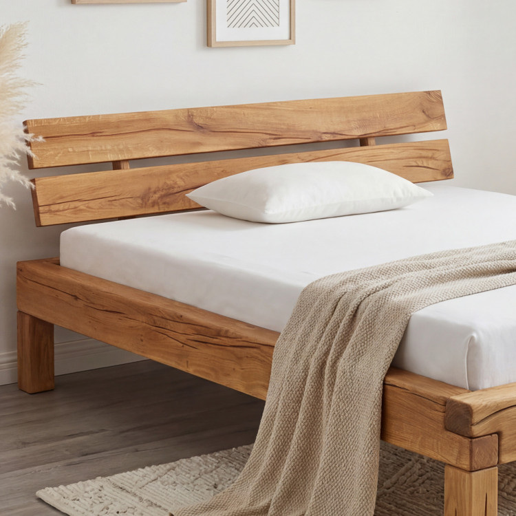 Postel aus Massivholz Ernad III 180 x 200 cm