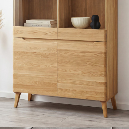 Zweiturige Holzvitrine auf Füßen, Prag 12