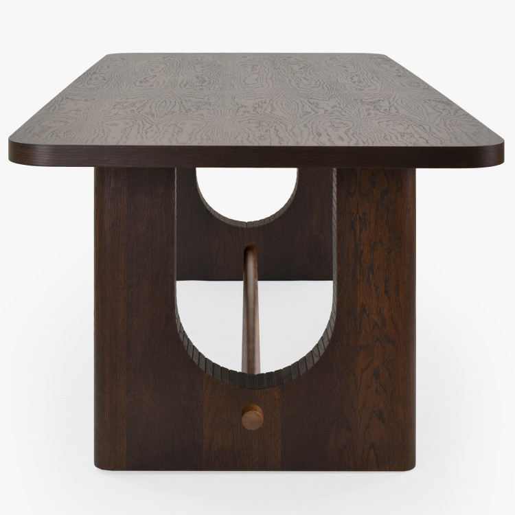 Design Esstisch 220 cm in Nussbaumfarbe