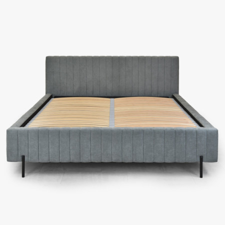 Čalouněná postel 180x200 grau mit Stauraum und Lattenrost