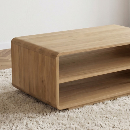 Abgerundeter Holzcouchtisch
