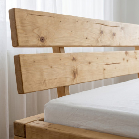 Massives Fichtenbett 180 × 200 cm - Lienka