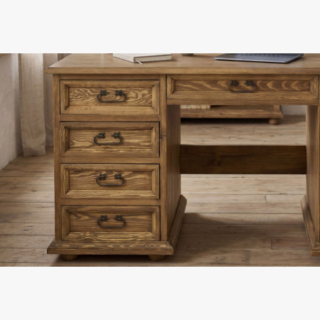 PC Tisch im französischen Stil