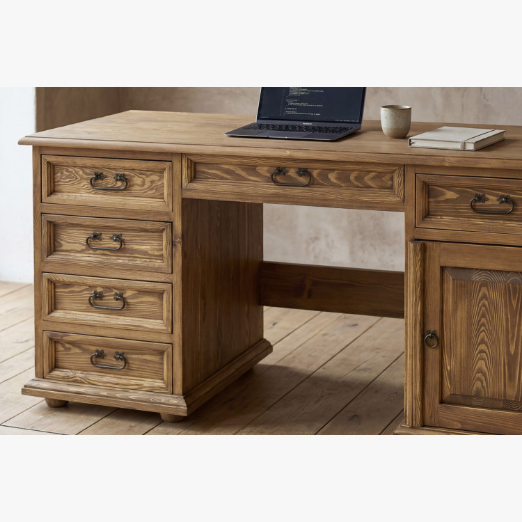 PC Tisch im französischen Stil