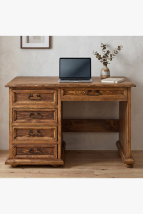 Rustikaler Schreibtisch