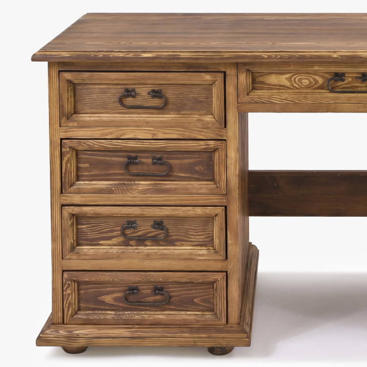 Rustikaler Schreibtisch