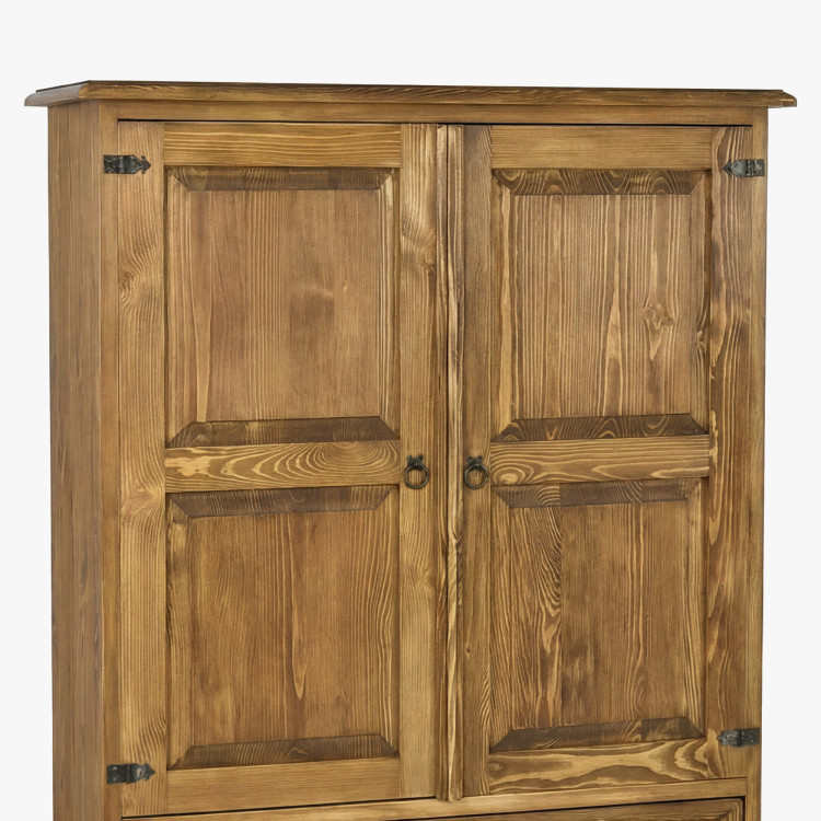 Hohe Kommode fürs Schlafzimmer