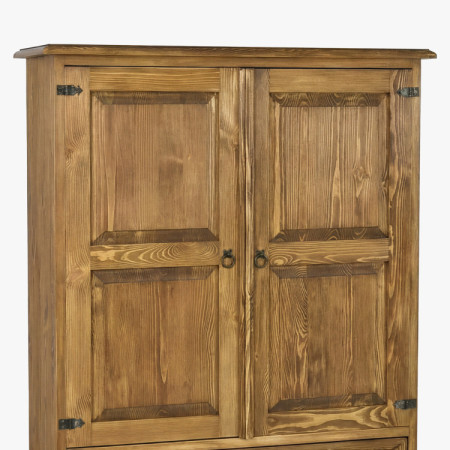 Hohe Kommode fürs Schlafzimmer