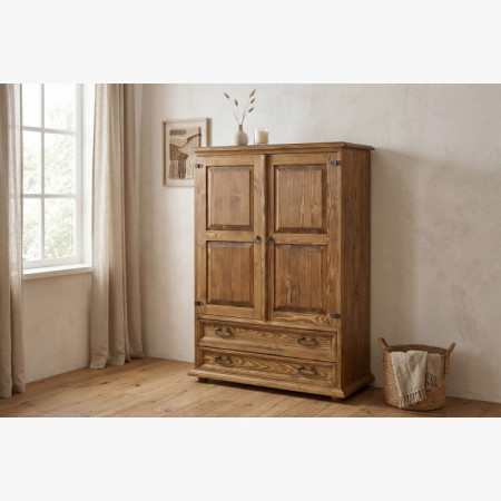 Hohe Kommode fürs Schlafzimmer