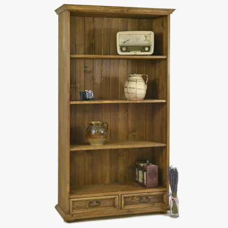 Bücherregal im rustikalen Stil