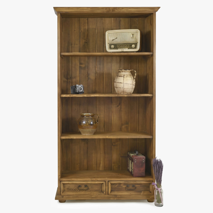 Bücherregal im rustikalen Stil