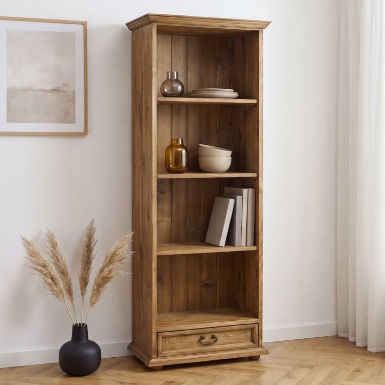 Bücherregal fürs Esszimmer im Landhausstil