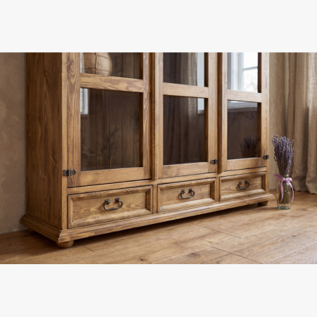 Großes rustikales Vitrinenschrank für Esszimmer