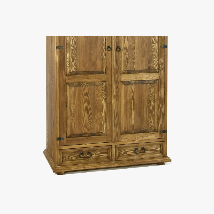 Rustikaler Kleiderschrank - Regal