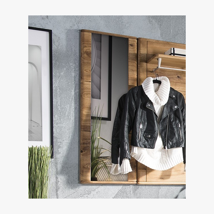 Zrkadlo s dubovým rámom, Texas 51