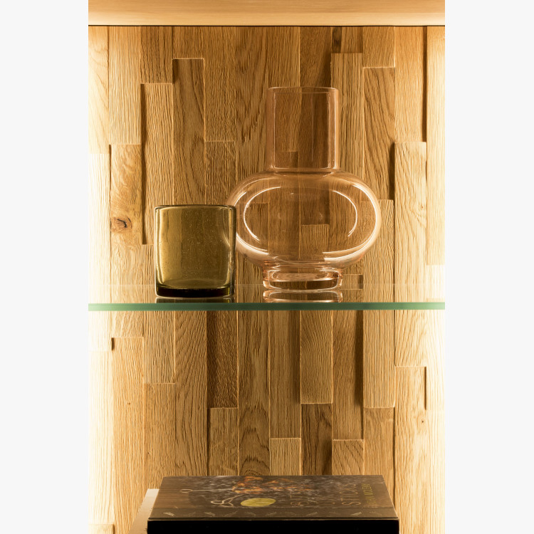 Dubová vitrína so sklom, vilo 11