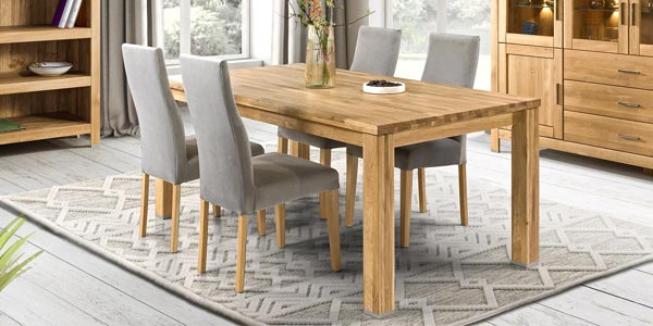 Wie Sie den perfekten Esstisch für Ihr Zuhause im Jahr 2025 auswählen