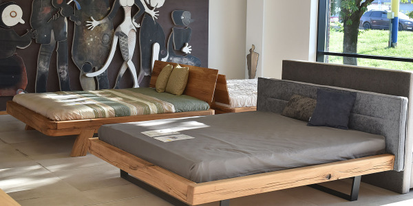 Massivholzbett kaufen: Vorteile, Größen, Top-Modelle