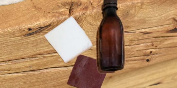 Eichenbetten: Wie pflegt und schützt man sie?